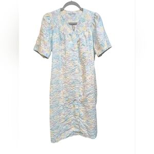 Miss Elaine Robe Snap Closure Pastel Floral
